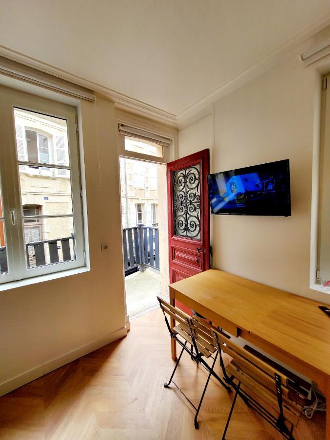 Studio Jeannette Avec Balcon Et Juste A 130 Metres Plage ! Plein Centre ! Wifi - Draps Serviettes Inclus ! Trouville-sur-Mer Eksteriør bilde